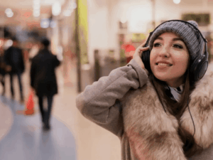 How Music Shapes Customer Experience in Retail